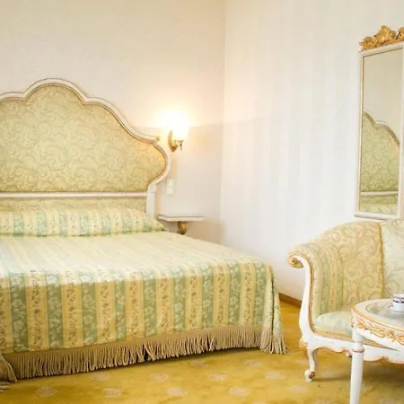 Topaz Boutique 4* 克卢日-纳波卡