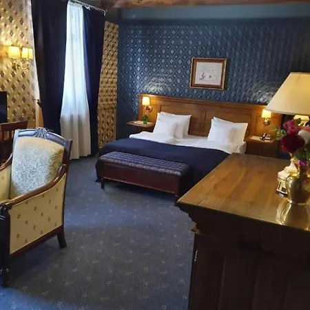 Topaz Boutique Hotel