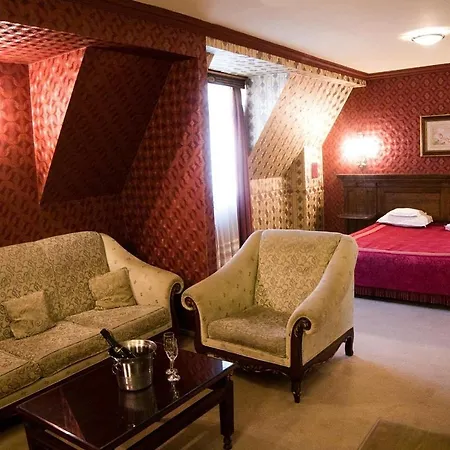 Hotel Topaz Boutique 4*